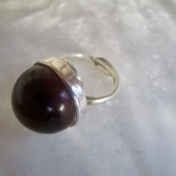 big Baltic amber ring, bezel set, adjustable (currently 7), sterling, vintage - Picture 5 of 9